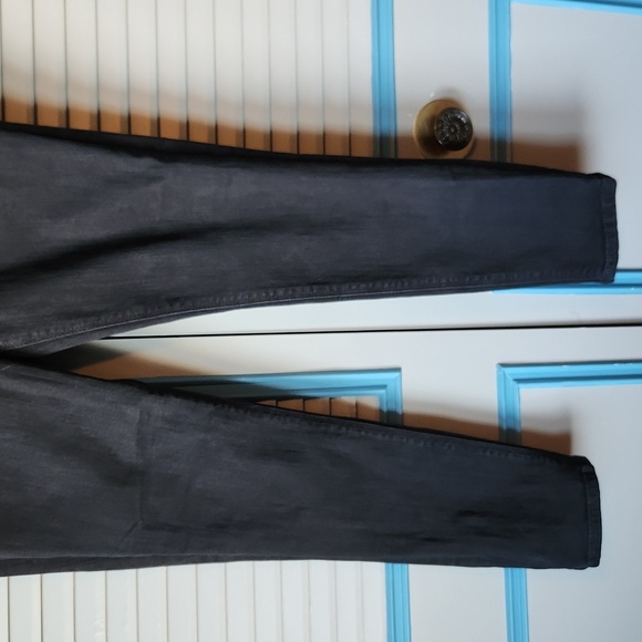 Express Women’s Black Ankle Leggings - Picture 7 of 14